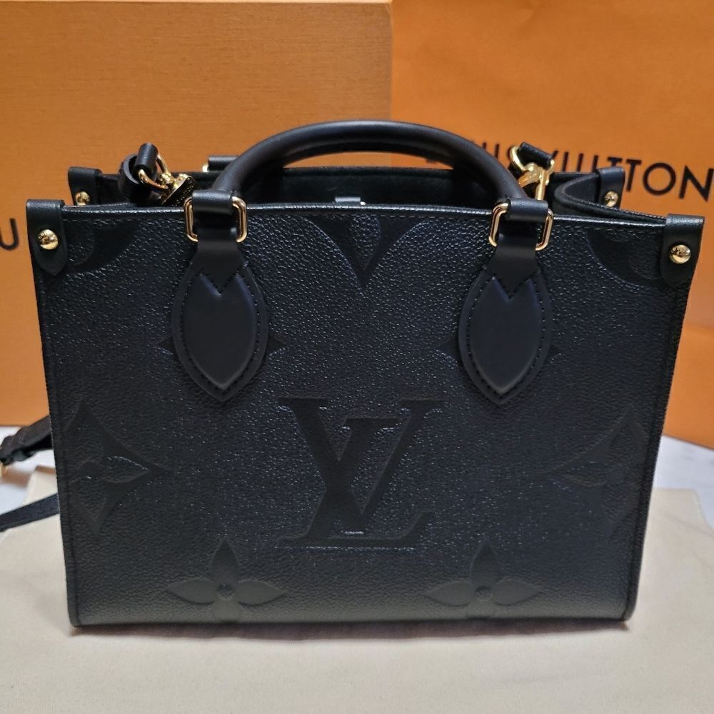 Authentic NWT Louis Vuitton Monogram Onthego PM. Never Used